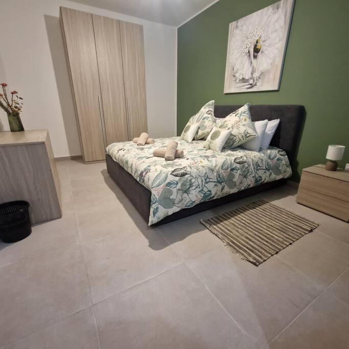 Centrally Located, Well Equipped, Stylish Flat. San Pawl il-Baħar Eksteriør billede