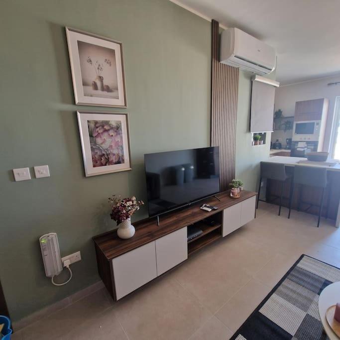 Centrally Located, Well Equipped, Stylish Flat. San Pawl il-Baħar Eksteriør billede