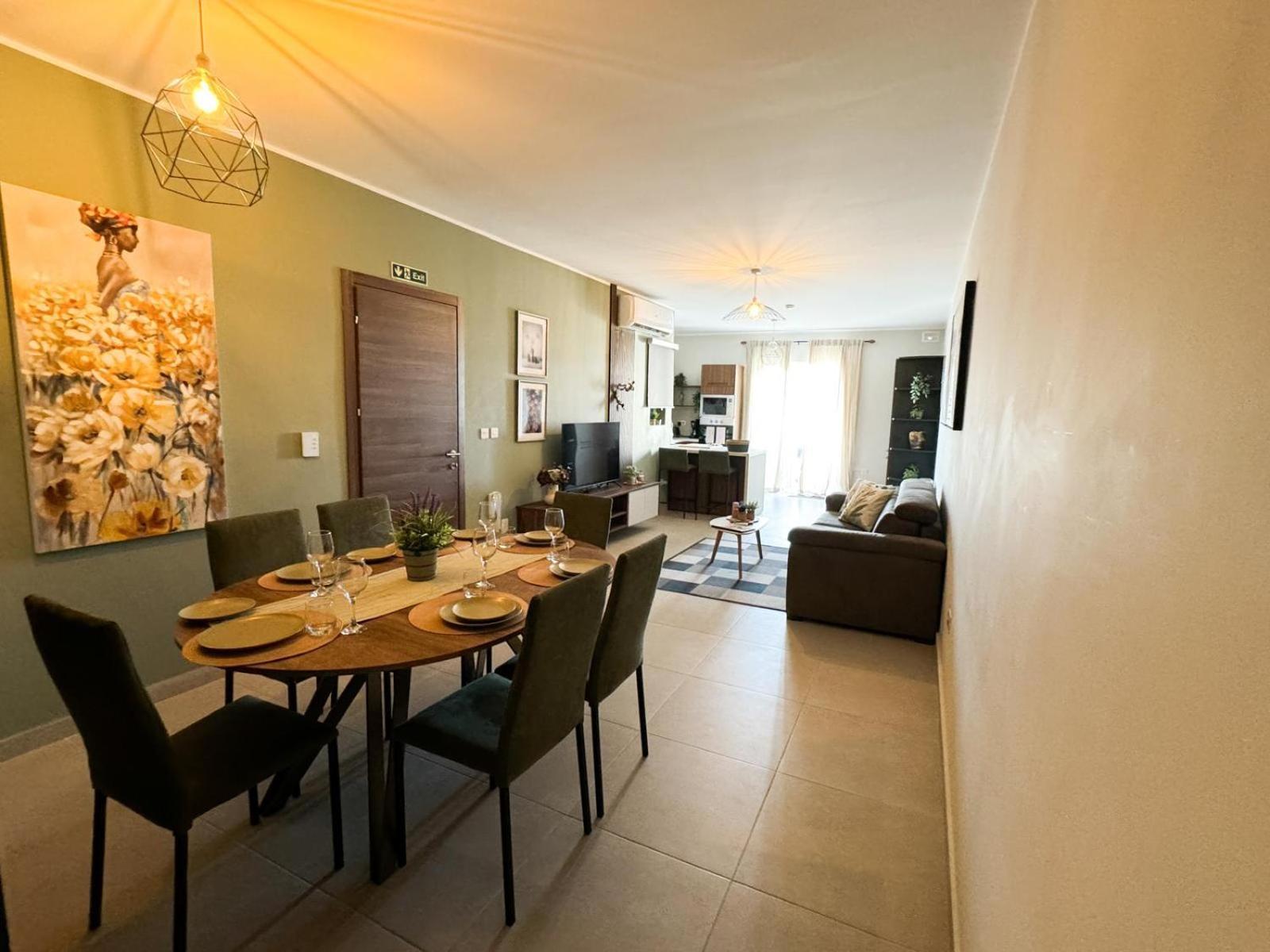 Centrally Located, Well Equipped, Stylish Flat. San Pawl il-Baħar Eksteriør billede